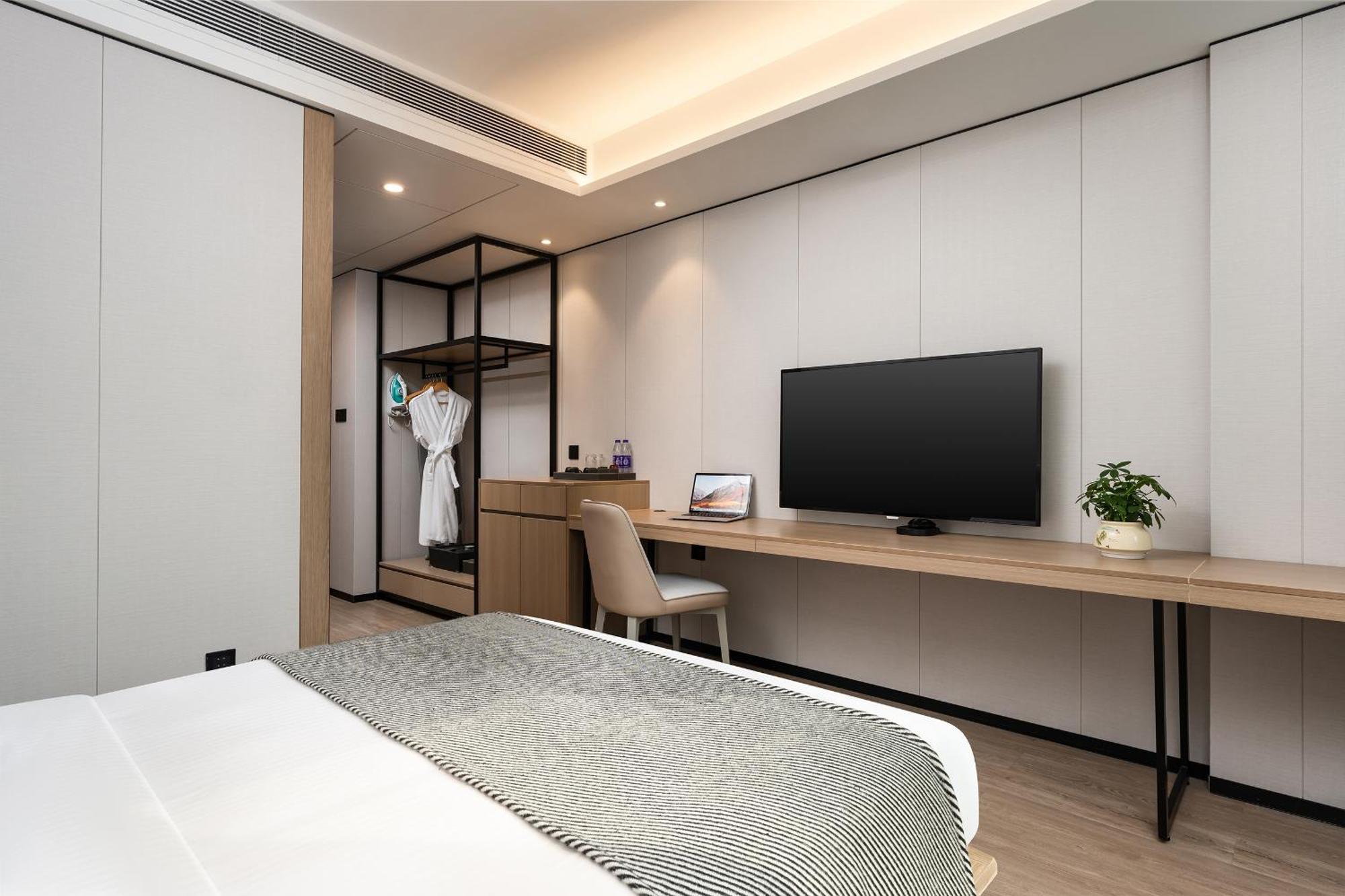 Cm Serviced Apartment Shenzhen Dongmen Экстерьер фото
